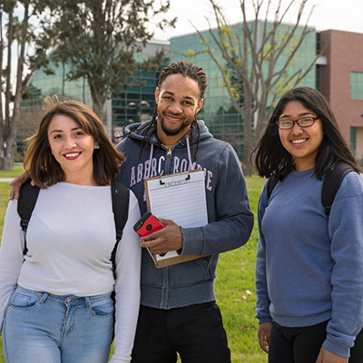 Image of a group of Returning students